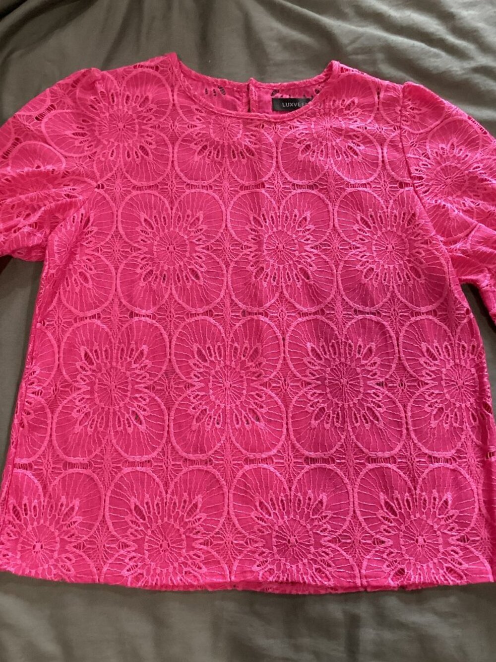 Luxveer Hot Pink Lace Floral Short-sleeve Top - Small